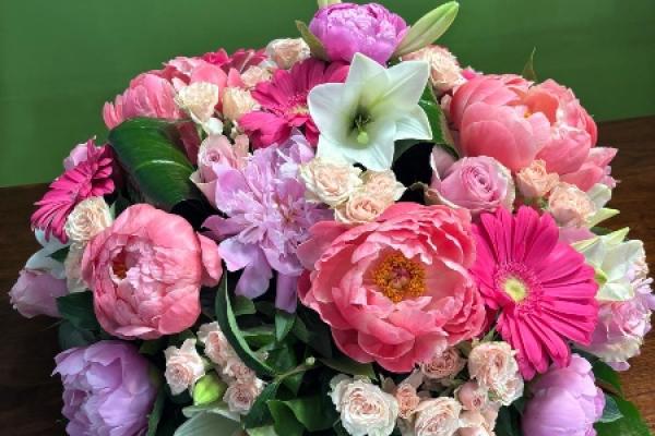 Coussin rond de fleurs