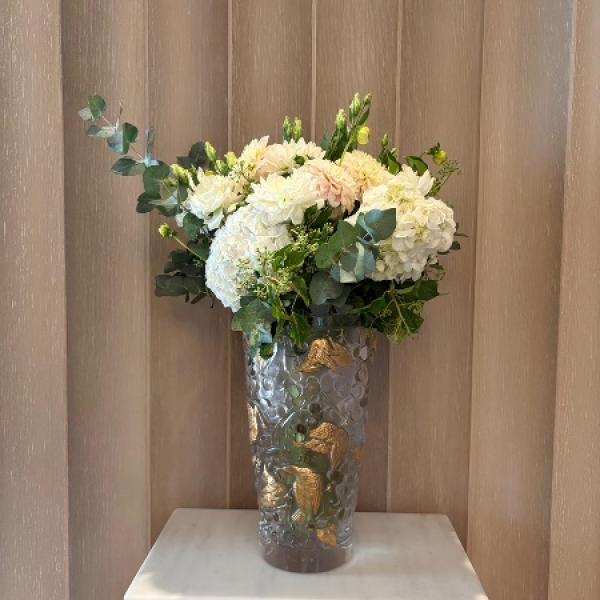 Une décoration florale élégante pour un événement à Monaco