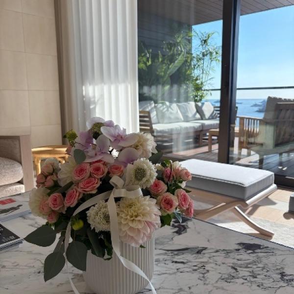 Une décoration florale élégante pour un événement à Monaco