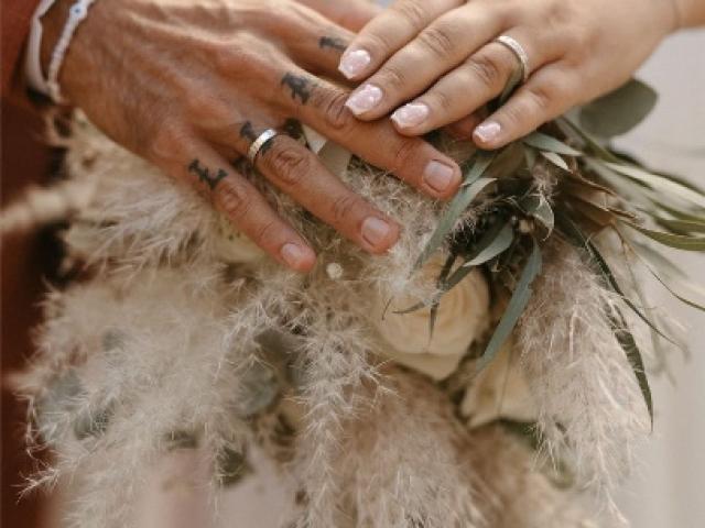 Le bouquet de mariée en fleurs séchées