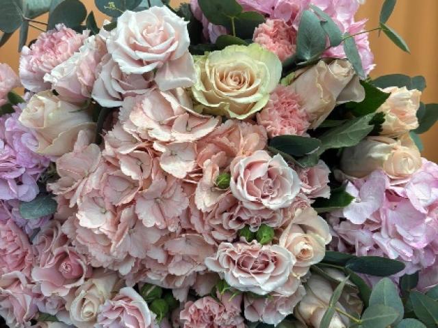 Les bouquet de fleurs de saison de votre fleuriste à Nice sur la Côte d'Azur